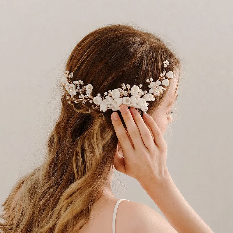 Wholesale Handmade Soft Pottery Flower Pearl Rhinestone Hair Clip