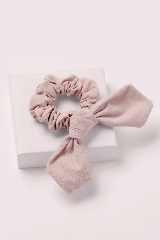 Bow Pose Ribbon Knotted Scrunchie - Blush